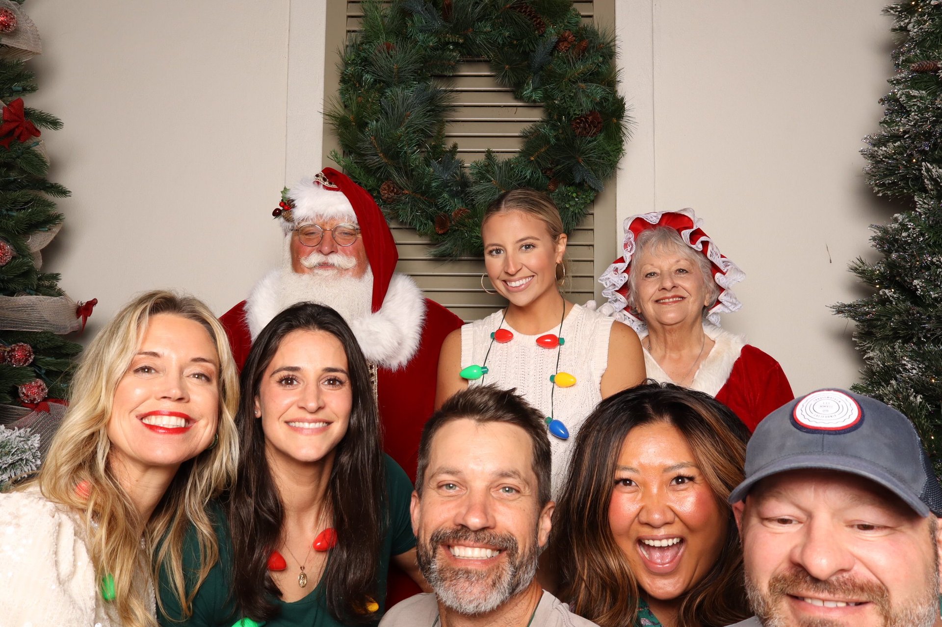 Lake Charles Christmas photo booth 215