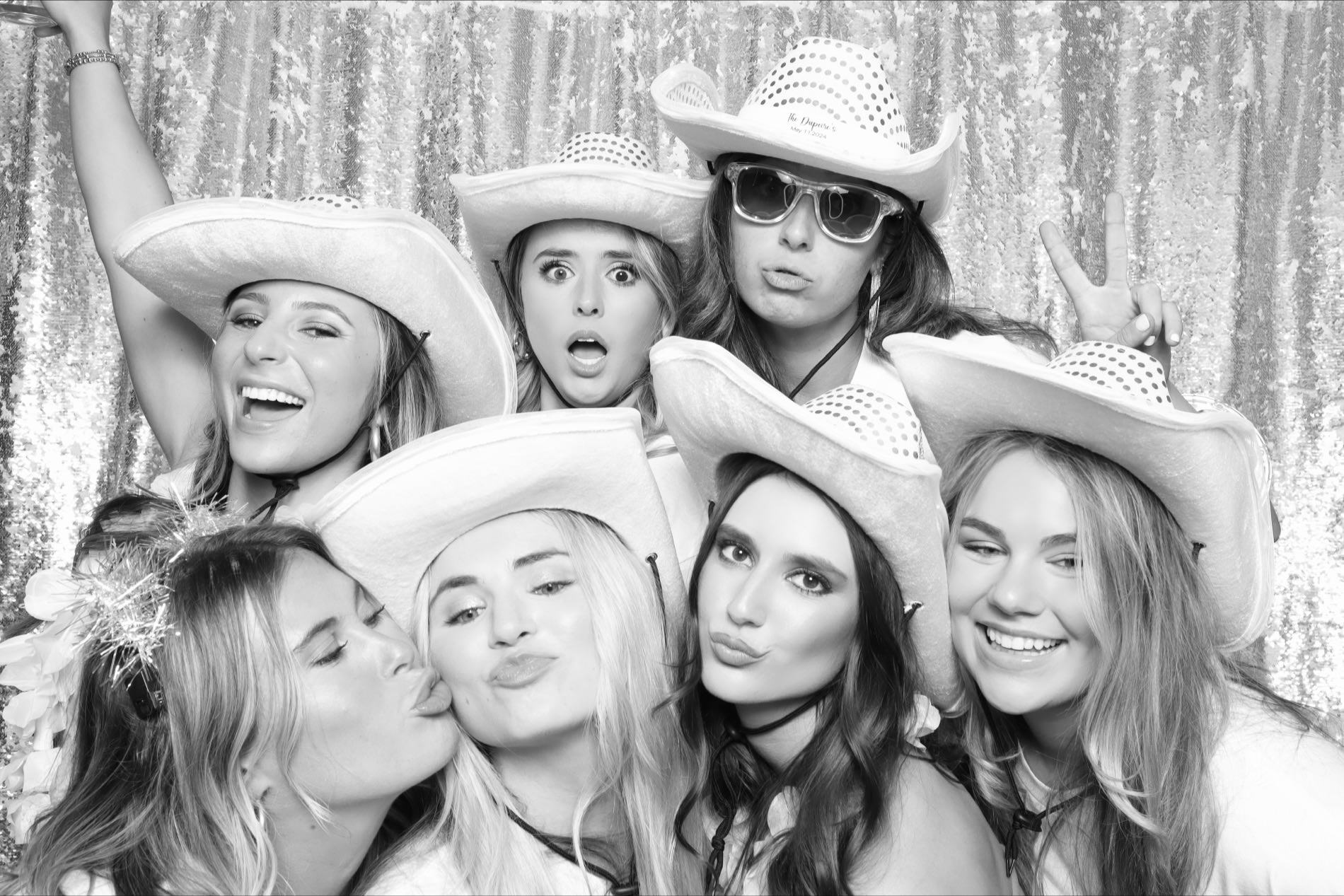 Ohh Snap Portrait Booth