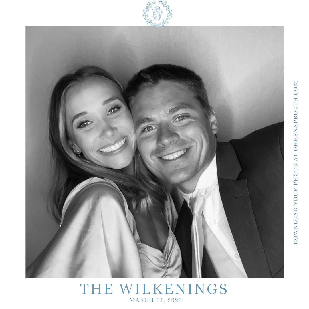 Ohh Snap Social Booth 320 | Lake Charles Photo Booth Rental