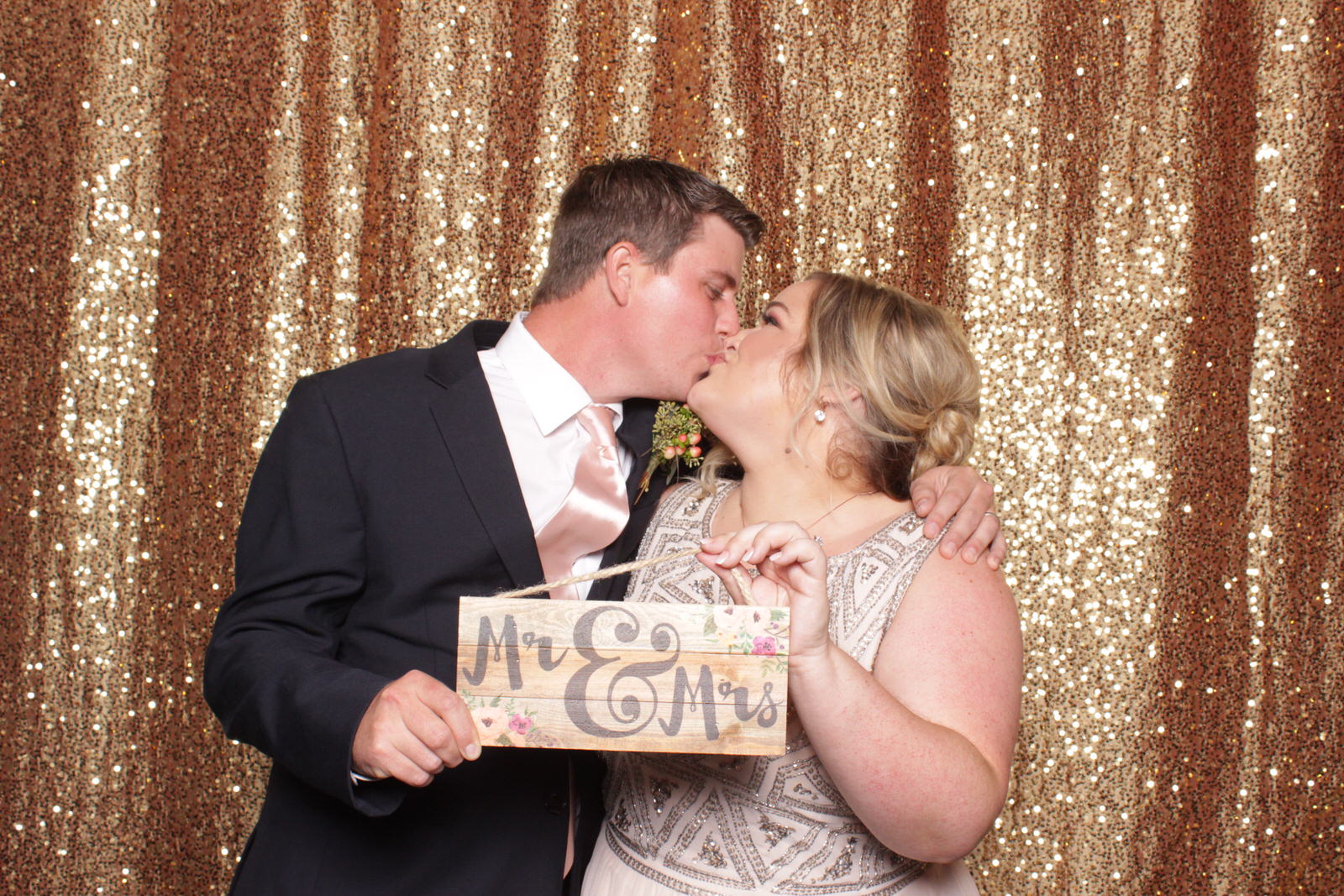 Hailey + Justin | Lake Charles Photo Booth | Ohh Snap